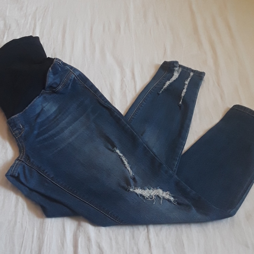 Maternity distressed jeans
